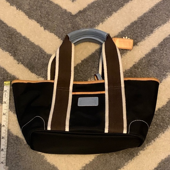 Small Coach Bag - Picture 5 of 6